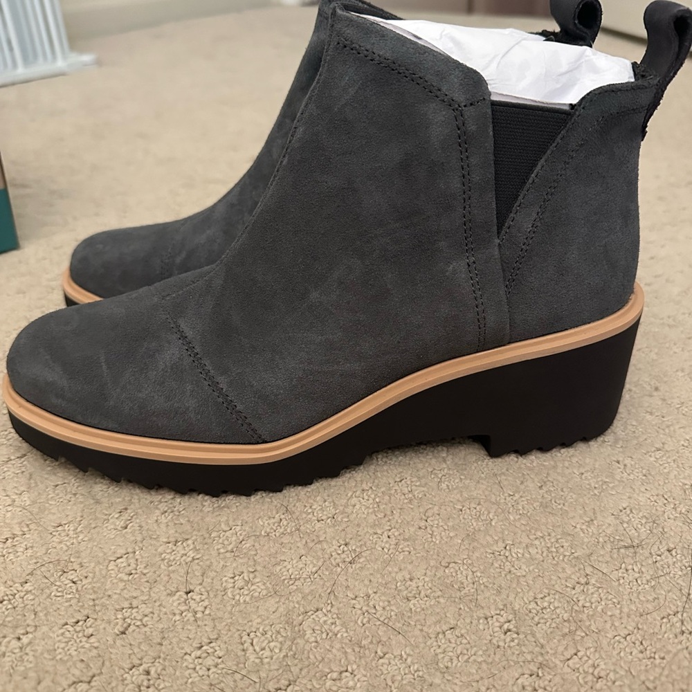Toms Gray Ankle Booties Minimalist Suede Design